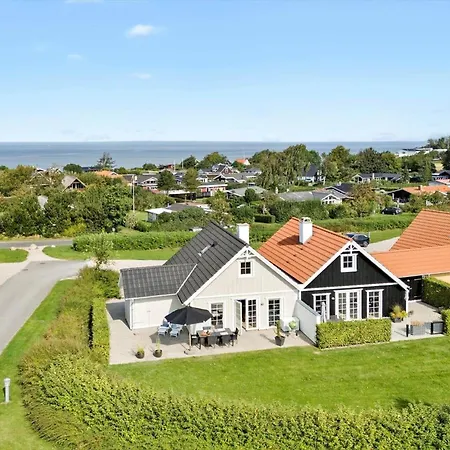 Fy201-brenderup-fyn-strandgardsvej-223 度假居