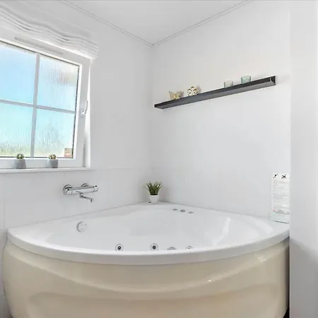 Holiday home Fy201-brenderup-fyn-strandgardsvej-223
